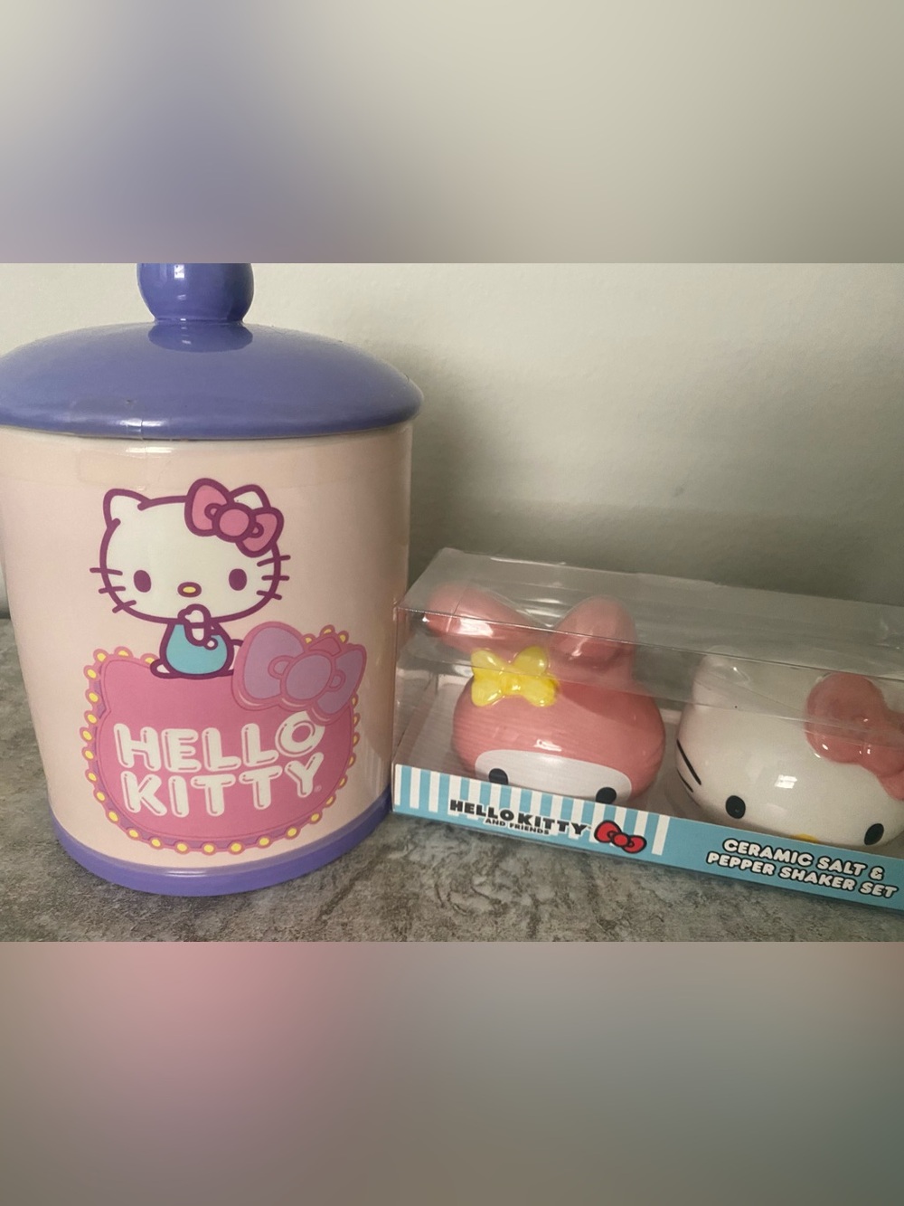 Hello Kitty ceramic set